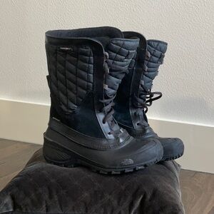 North face women’s waterproof thermoball boots